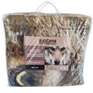 Black Canyon Gear Queen Blanket Wolf Design 85.5" x 75" Soft & Cozy Bedding